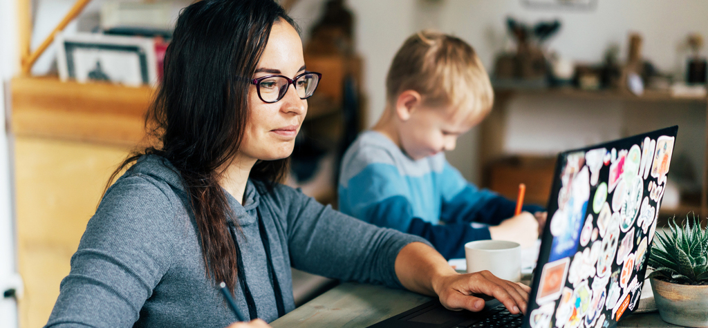 5 Things Single Parents should Consider in Creating a Supportive Home School Environment home school, environment, single parents, covid, balance, remote work